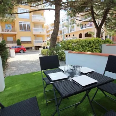 Appartement Situe A 100 M De La Plage Empuriabrava Buitenkant foto
