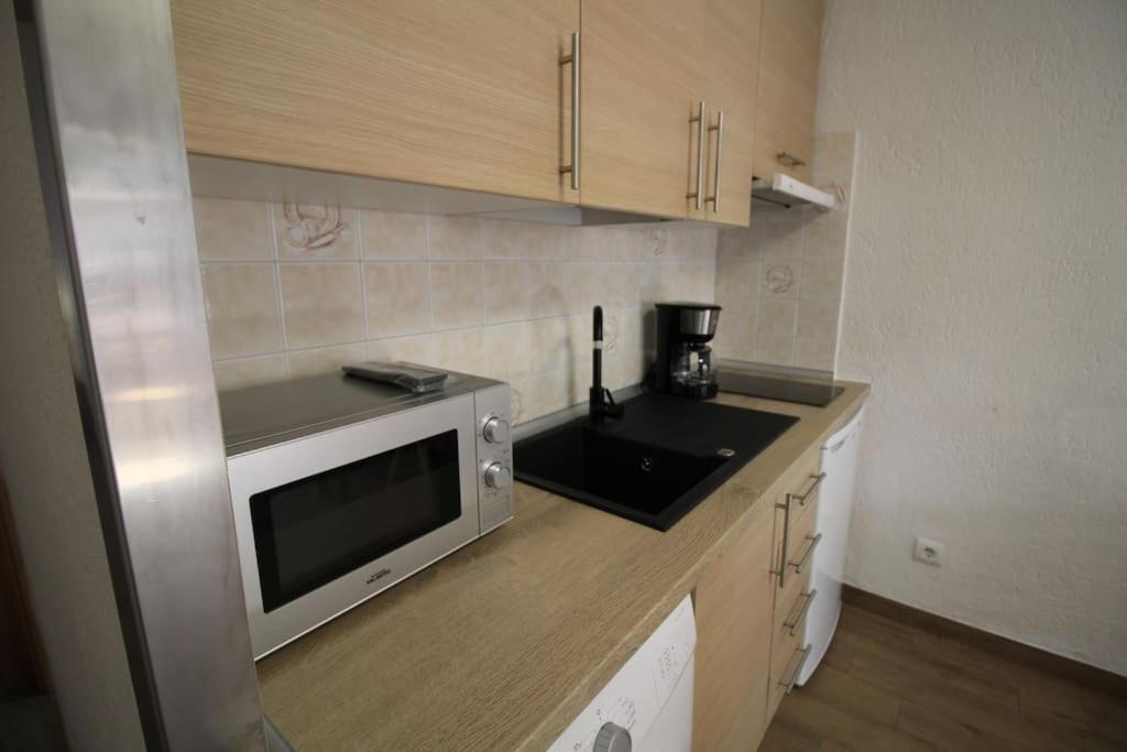 Situe A 100 M De La Apartment *